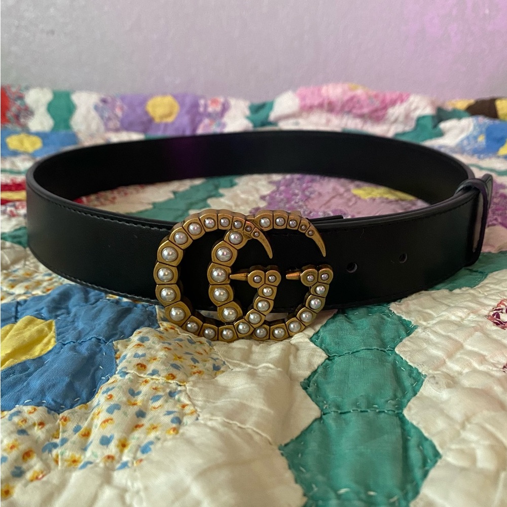 Gucci Calfskin Black Belt with Gold Pearl Buckle